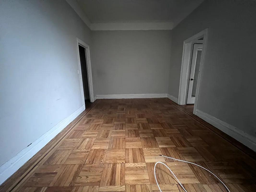 325 East 201st Street 7D
