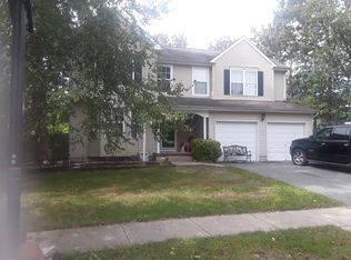 8 S Olympia Dr, Waretown, NJ 08758