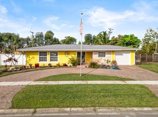 1425 SE San Sovina Terrace, Port Saint Lucie, FL 34952