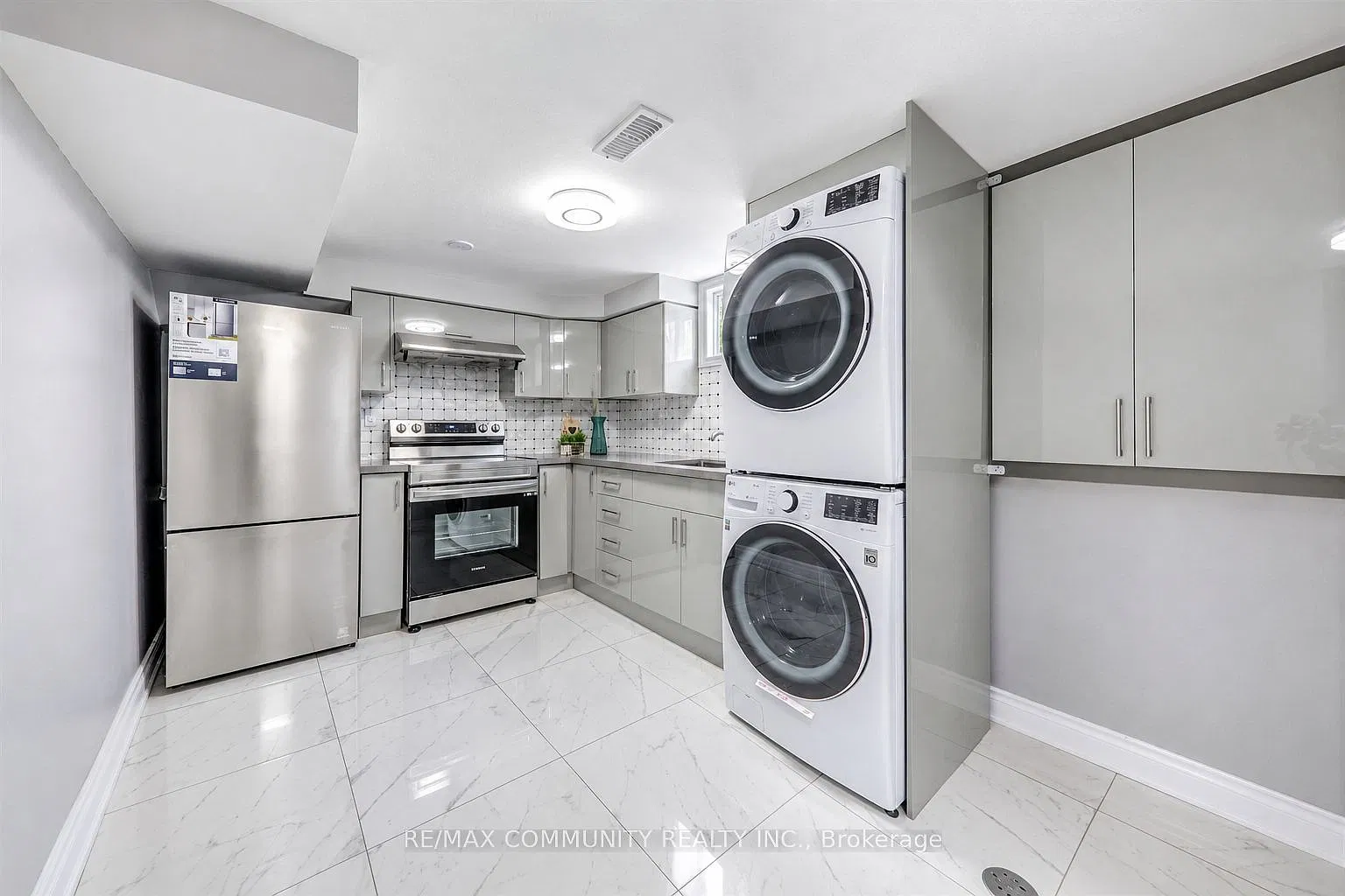2 bed, $1,550 — Photo 4