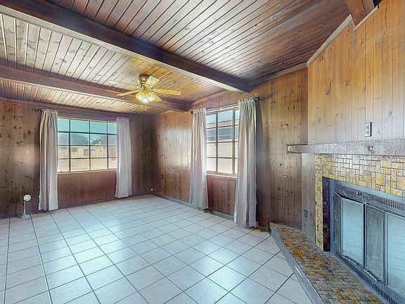 5th image of 2708 Kentucky St NE