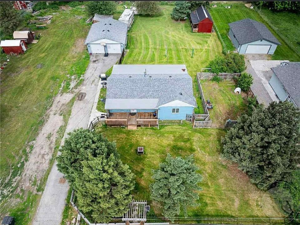 1st image of 204 Hickory Dr