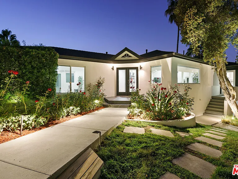 3751 Multiview Dr — Photo 37