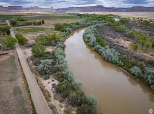 2220 N Long St, Green River, UT 84525