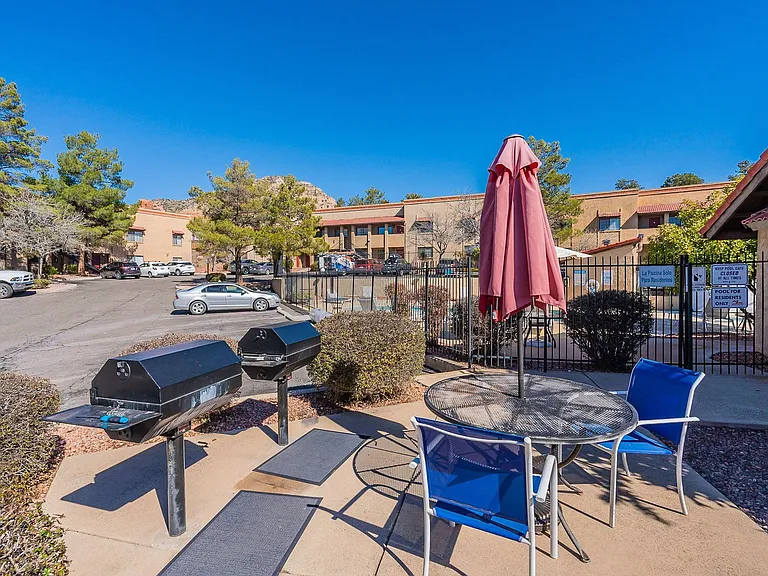 Shadowbrook Apartments-Scenic Living in Sedona — Photo 10