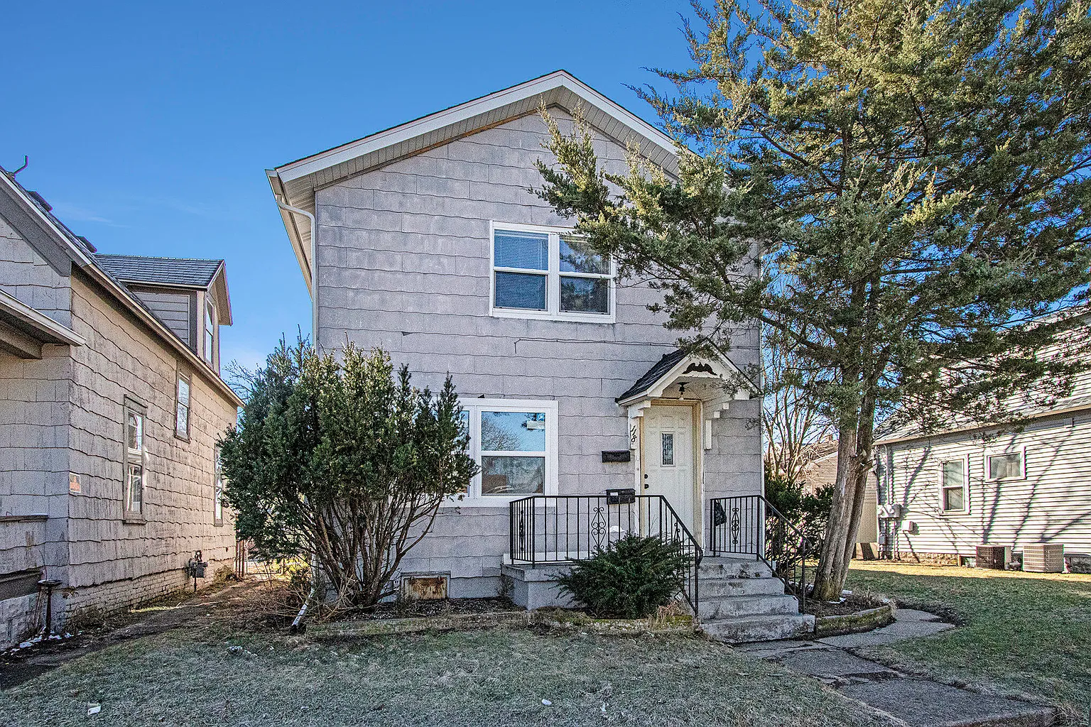 118 W Barker Ave photo 1