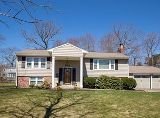 100 Bradford Rd, Braintree, MA 02184