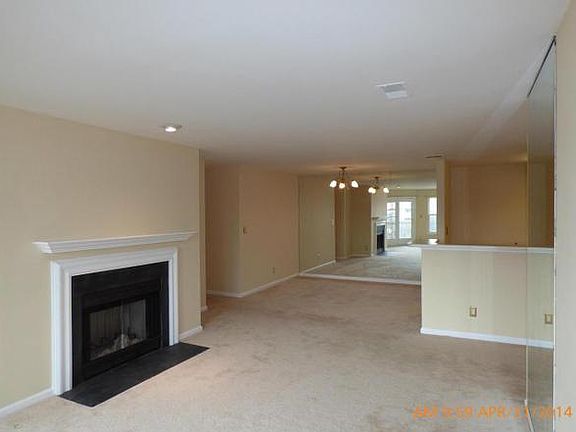 Living room looking towards dinning room area.