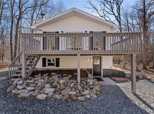 130 Starlight Dr, Effort, PA 18330