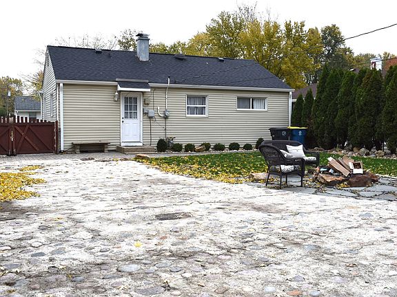 2nd image of 4756 N Longworth Ave