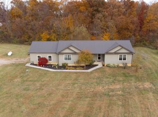 11268 Dingess Rd, Circleville, OH 43113
