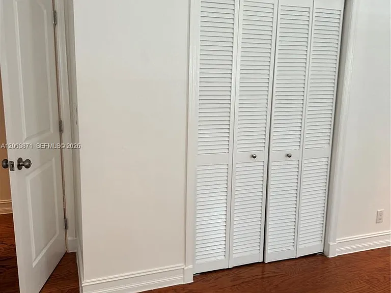 3920 Woodside Dr #2 — Photo 16