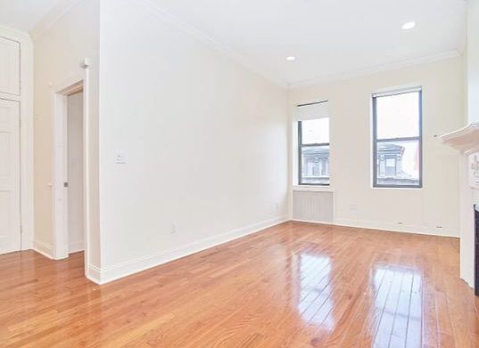 2nd image of 112 W 80th St APT 5f