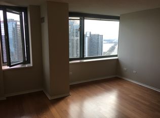 407 N McClurg Ct #420, Chicago, IL 60611