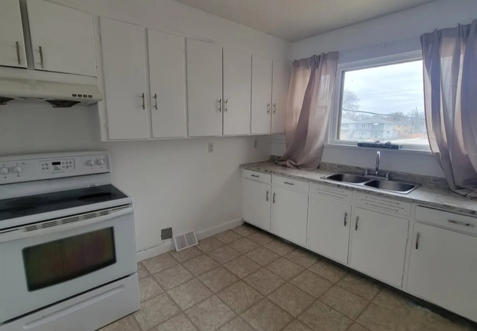 315 Matheson Avenue - 2 (upper) — Photo 1