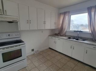 315 Matheson Ave, Winnipeg, MB R2W0C6
