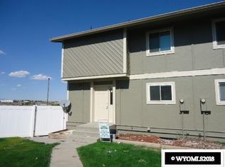 857 Moccasin Ln, Rock Springs, WY 82901