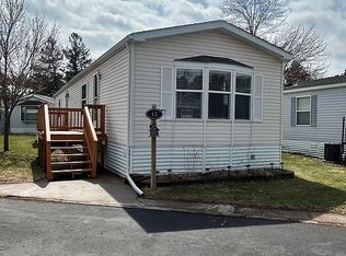 15057 Forest Blvd N Trailer 45, Hugo, MN 55038