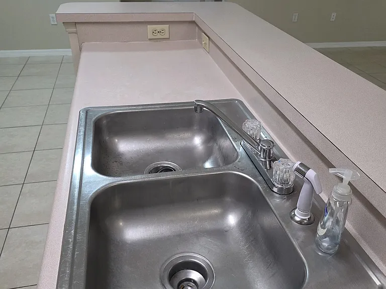 5610 Pinnacle Heights Cir #109 — Photo 7
