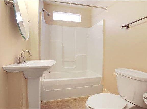 5th image of 5637 Rosemary Pl