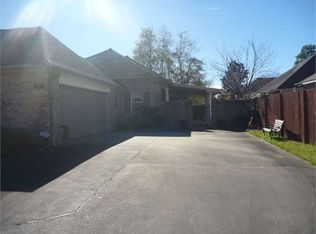 239 Pecanwood Dr, Lake charles, LA 70605