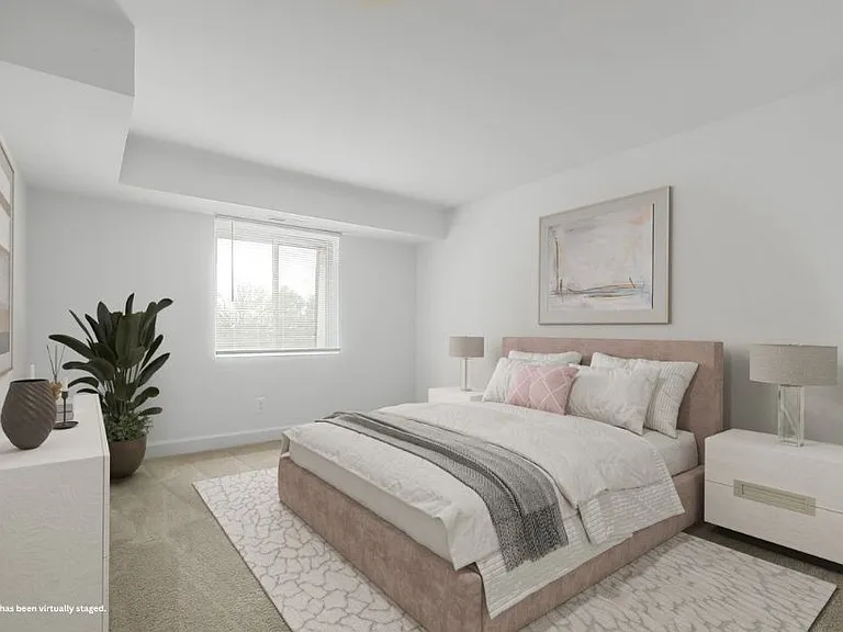 Marrion Square Apartments — Photo 5