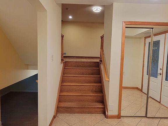 3rd image of 1205 Debra Dr