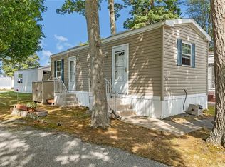 529 Forest Park, Middletown, RI 02842
