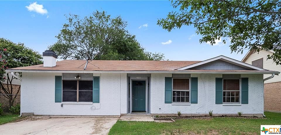 1st image of 4805 Calle Nogal St