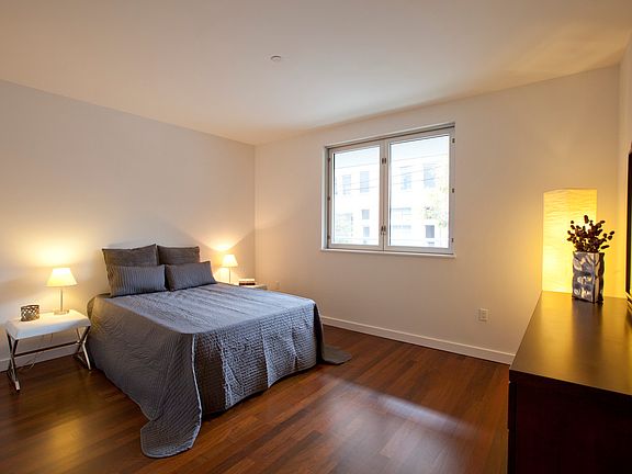 5th image of 125 N 10th St APT Sge