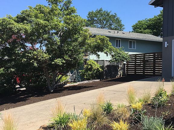 3rd image of 1510 Lilac Cir