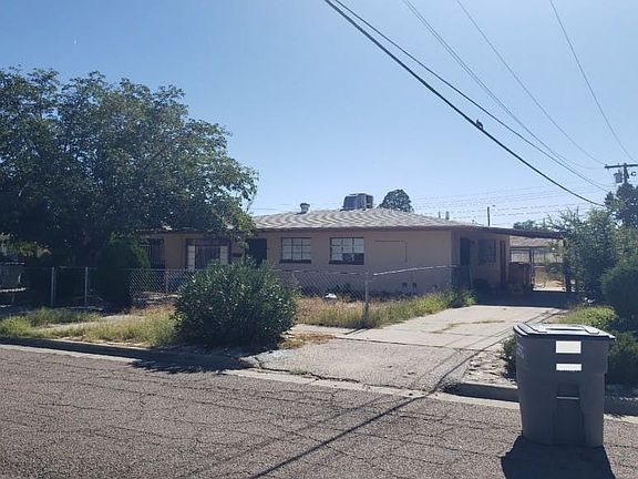 2nd image of 4816 Guadalupe Dr