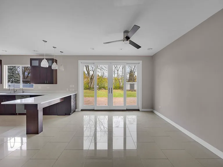 9059 Oneill Dr — Photo 4