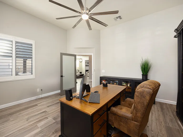 22725 E Desert Hills Dr — Photo 9