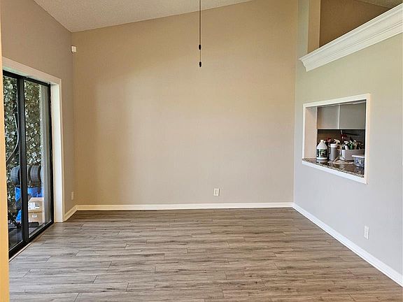 4th image of 210 Freedom Court #210