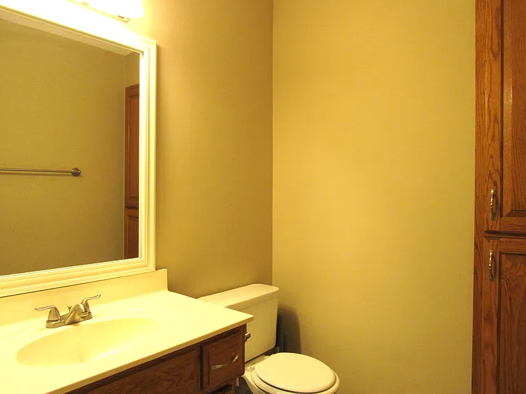15146 Glenwood Ave #15146 — Photo 12