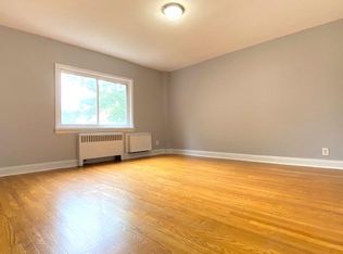 744 Tuckahoe Rd #2D, Yonkers, NY 10701