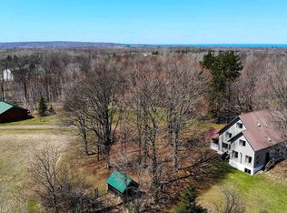 51530 Lake Annie Rd, Hancock, MI 49930