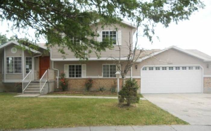 1st image of 3060 S Hadley Ct
