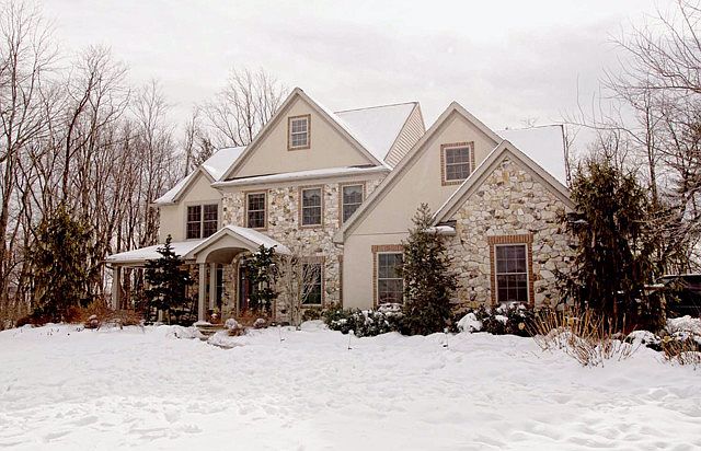 1st image of 52 Rusford Dr