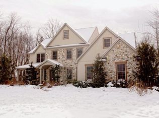 52 Rusford Dr, Fleetwood, PA 19522