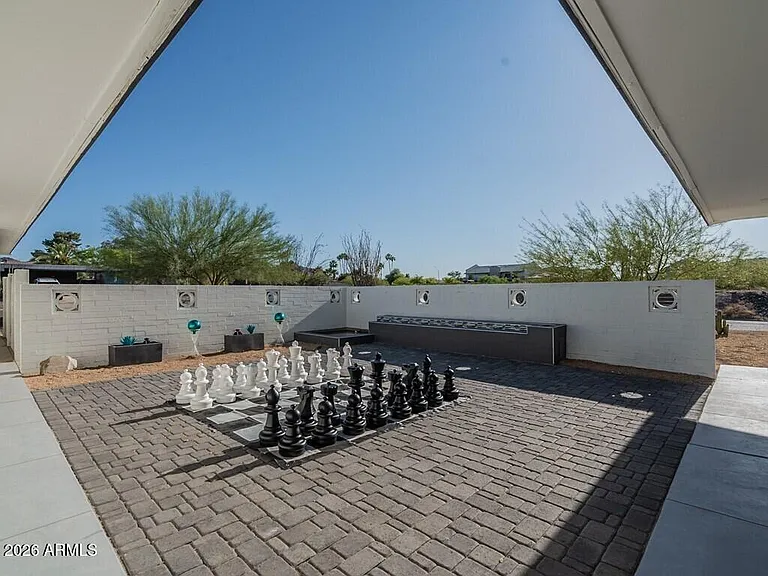 3302 E Turquoise Ave — Photo 8