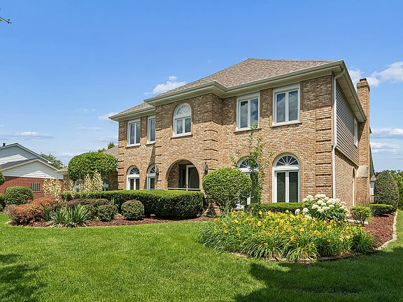 2nd image of 14427 Country Club Ln
