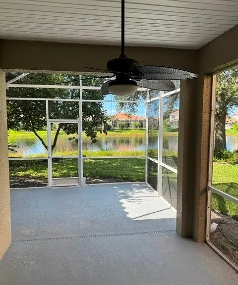 9139 Spring Mountain Way — Photo 2