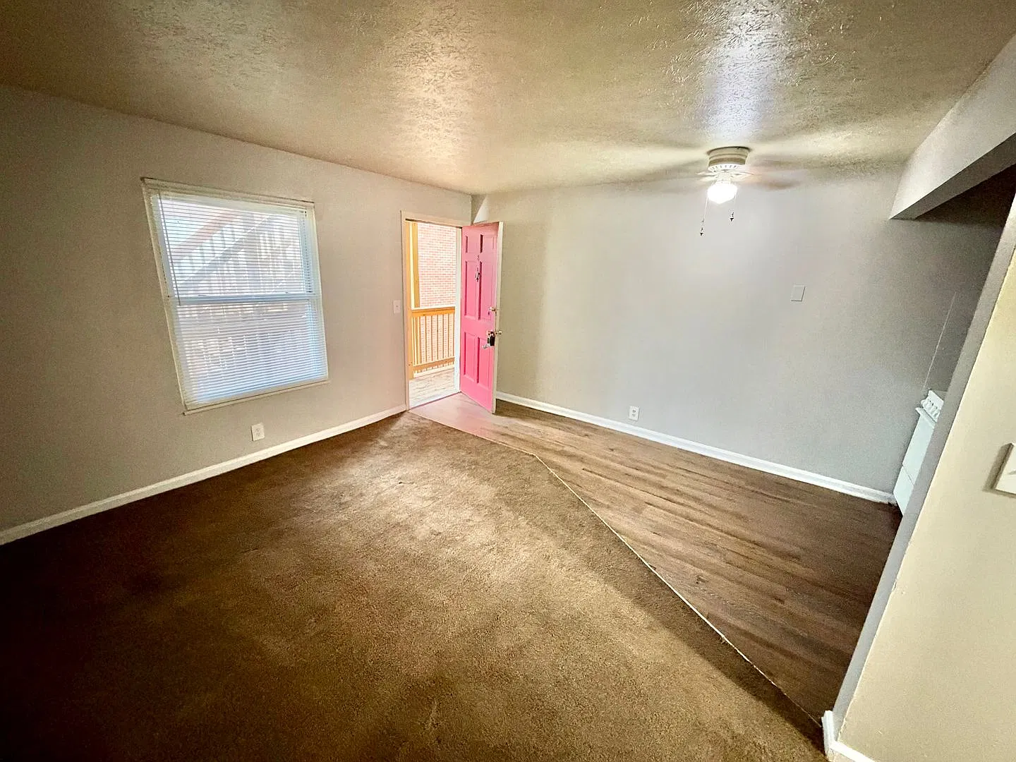 1221 S 3rd Street Unit 8 - Old Louisville Studio Apartment — Photo 4