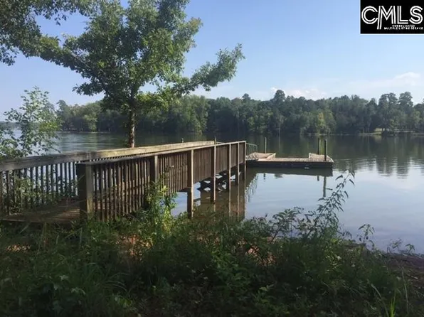 118 Peninsula Ct, Prosperity, SC 29127