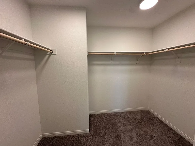 1132 Heliodor Ave — Photo 34