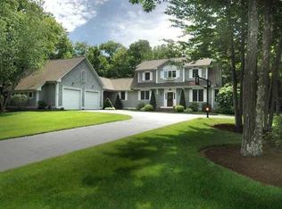 25 David Ct, East Greenwich, RI 02818