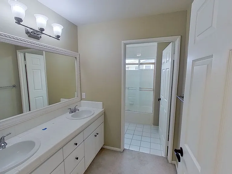 12 Touran Ln — Photo 17