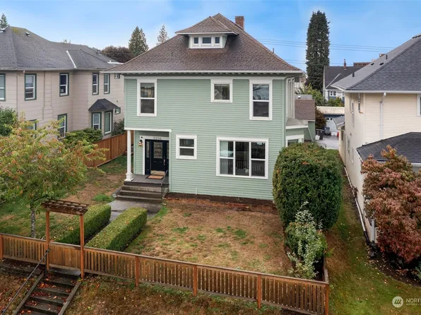 3206 Grand Avenue, Everett, WA 98201